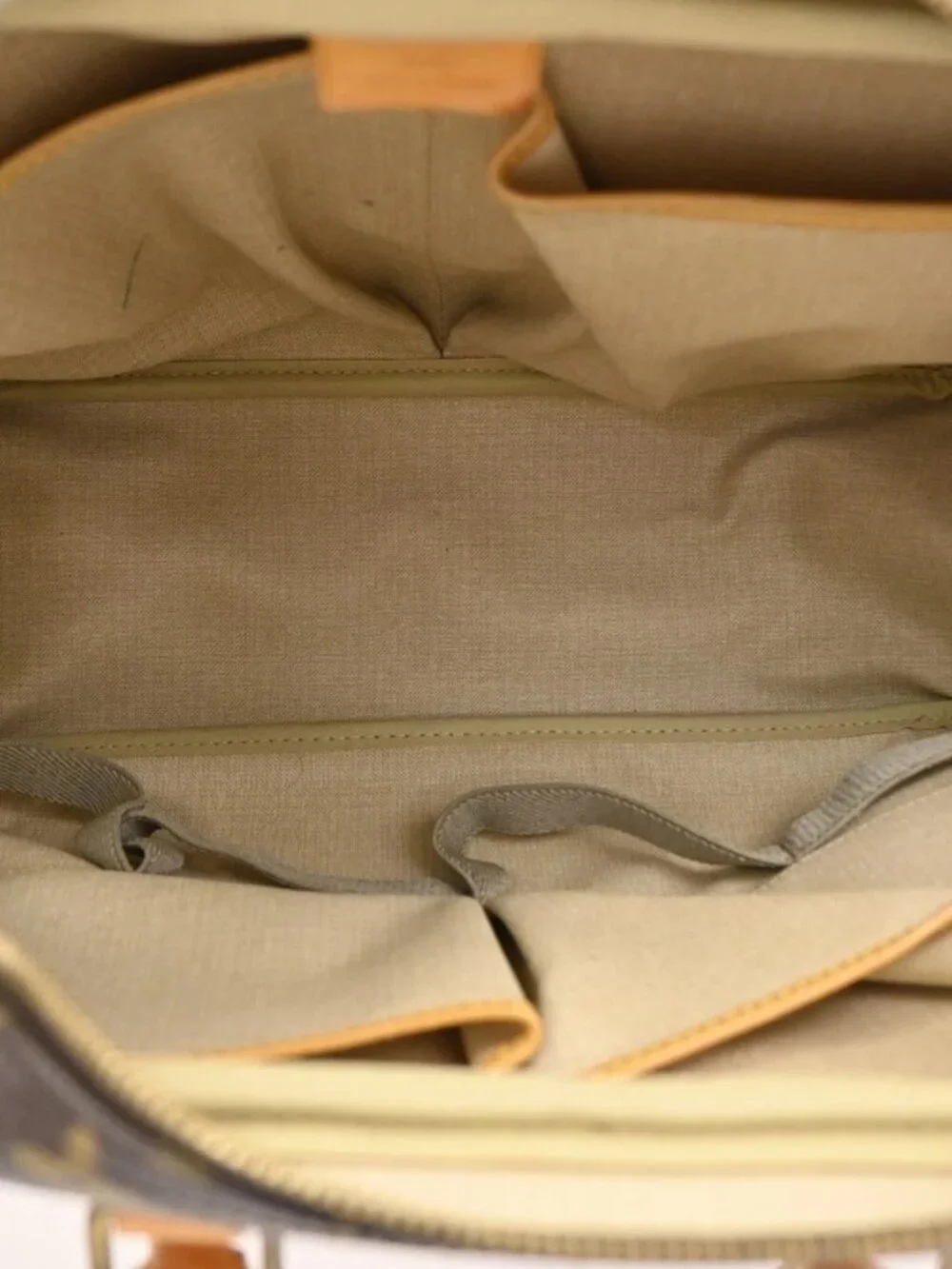 LOUIS VUITTON LV Logo Deauville Hand Bag Monogram Leather Brown